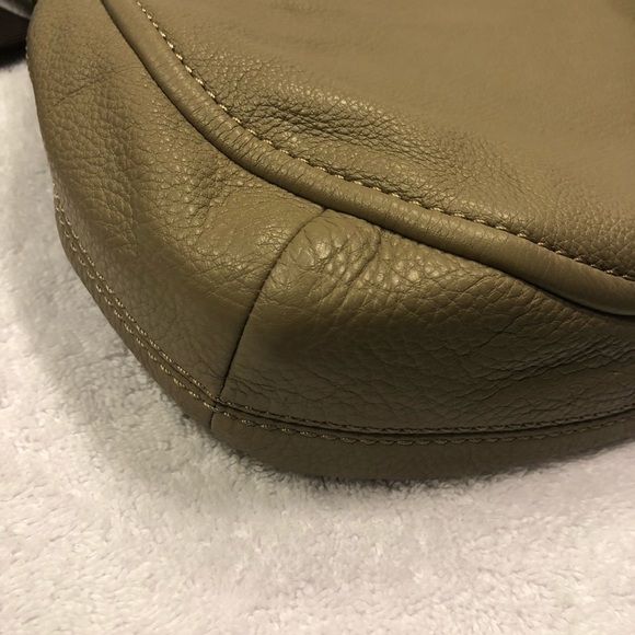 Like NEW Kate Spade handbag. - Picture 8 of 8